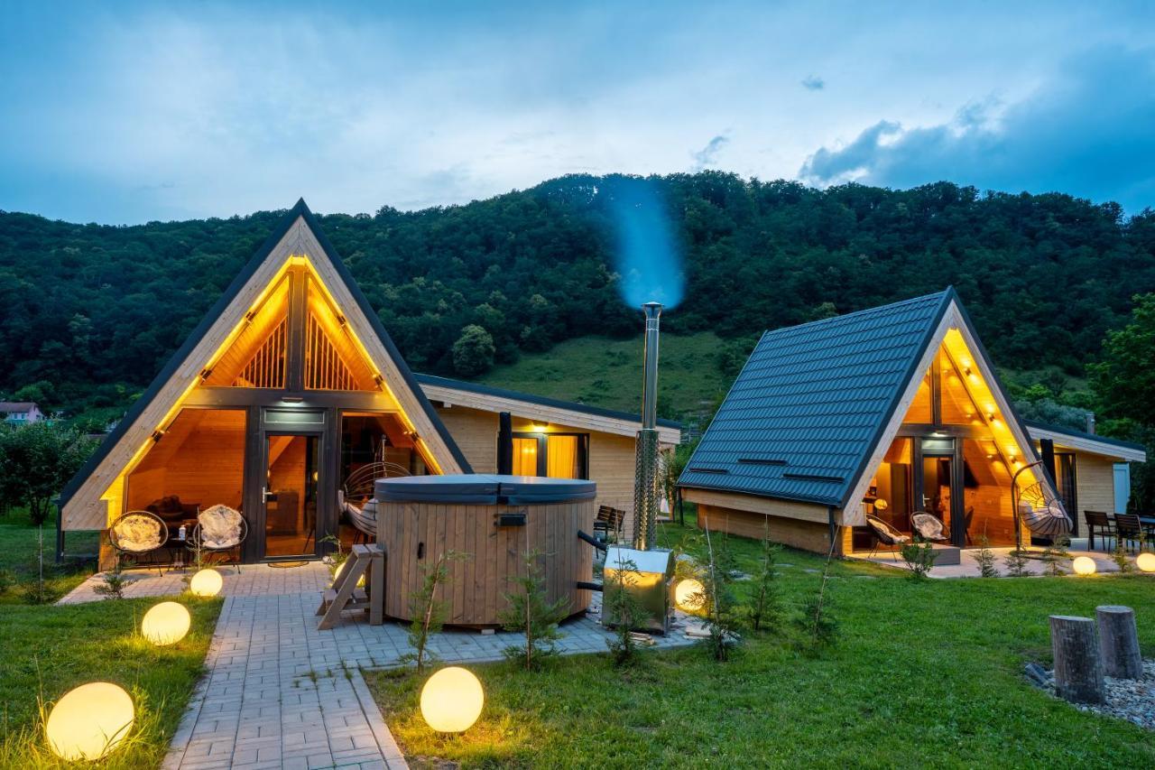 ホテル Ungefug A-Frame シギショアラ エクステリア 写真