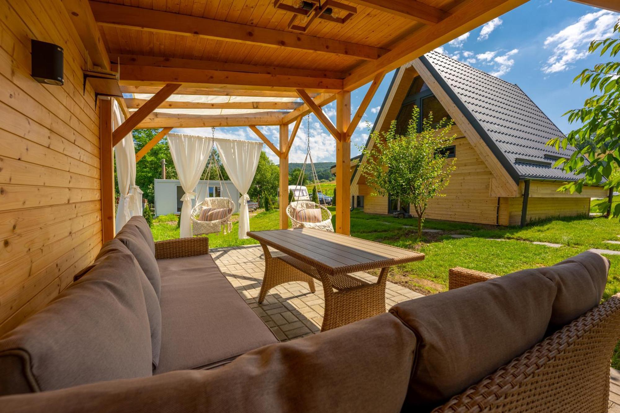 ホテル Ungefug A-Frame シギショアラ エクステリア 写真